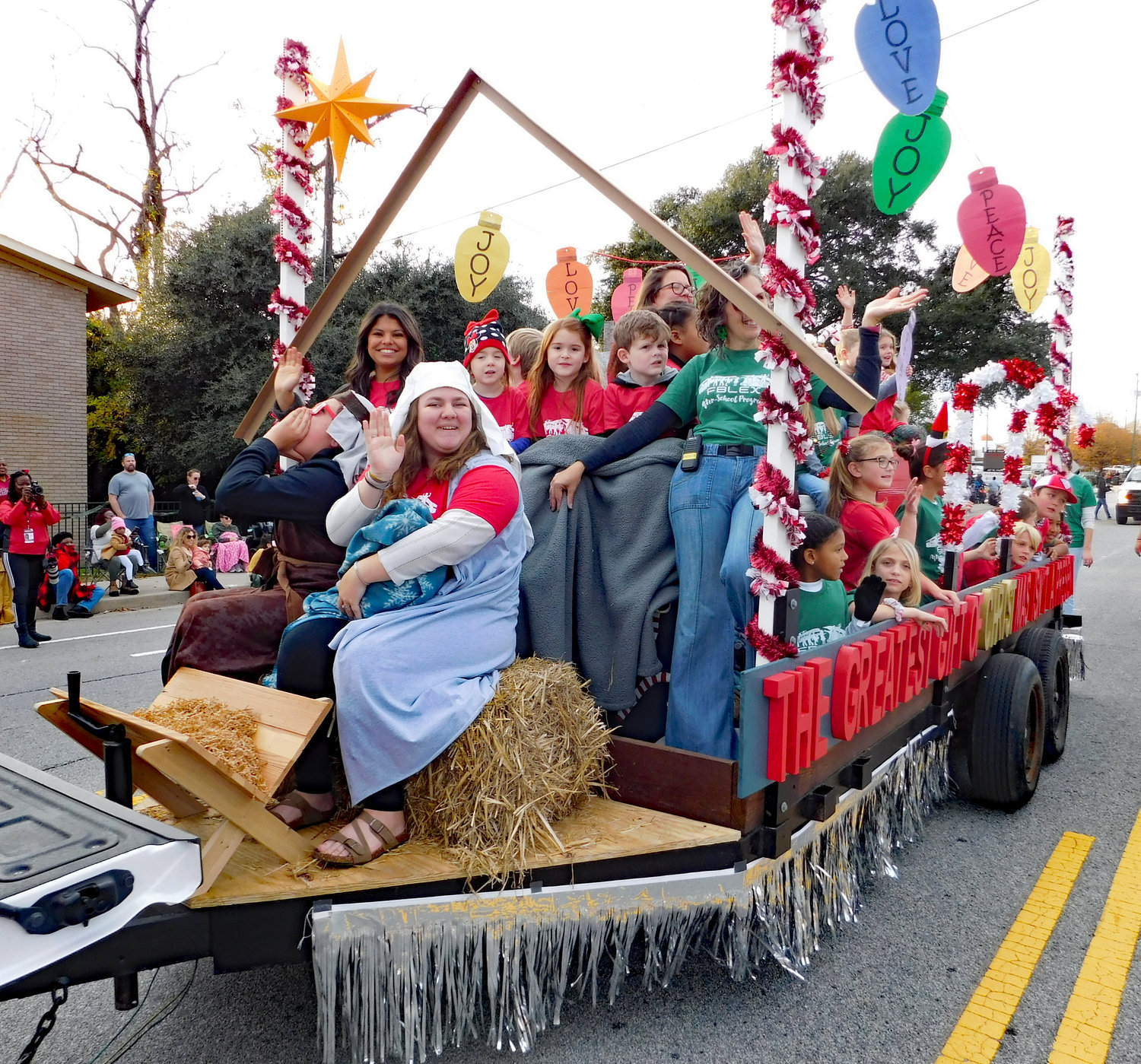 Photos Christmas Parade closes out Lexington's Snowball Festival